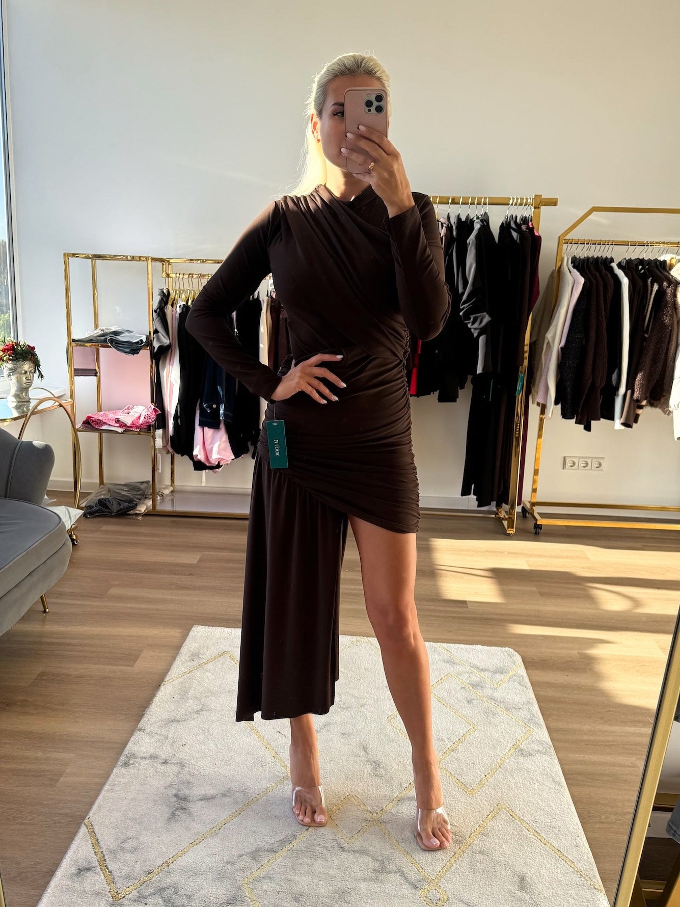 Moteriška ruda asimetriška vakarinė suknelė KAMA shop