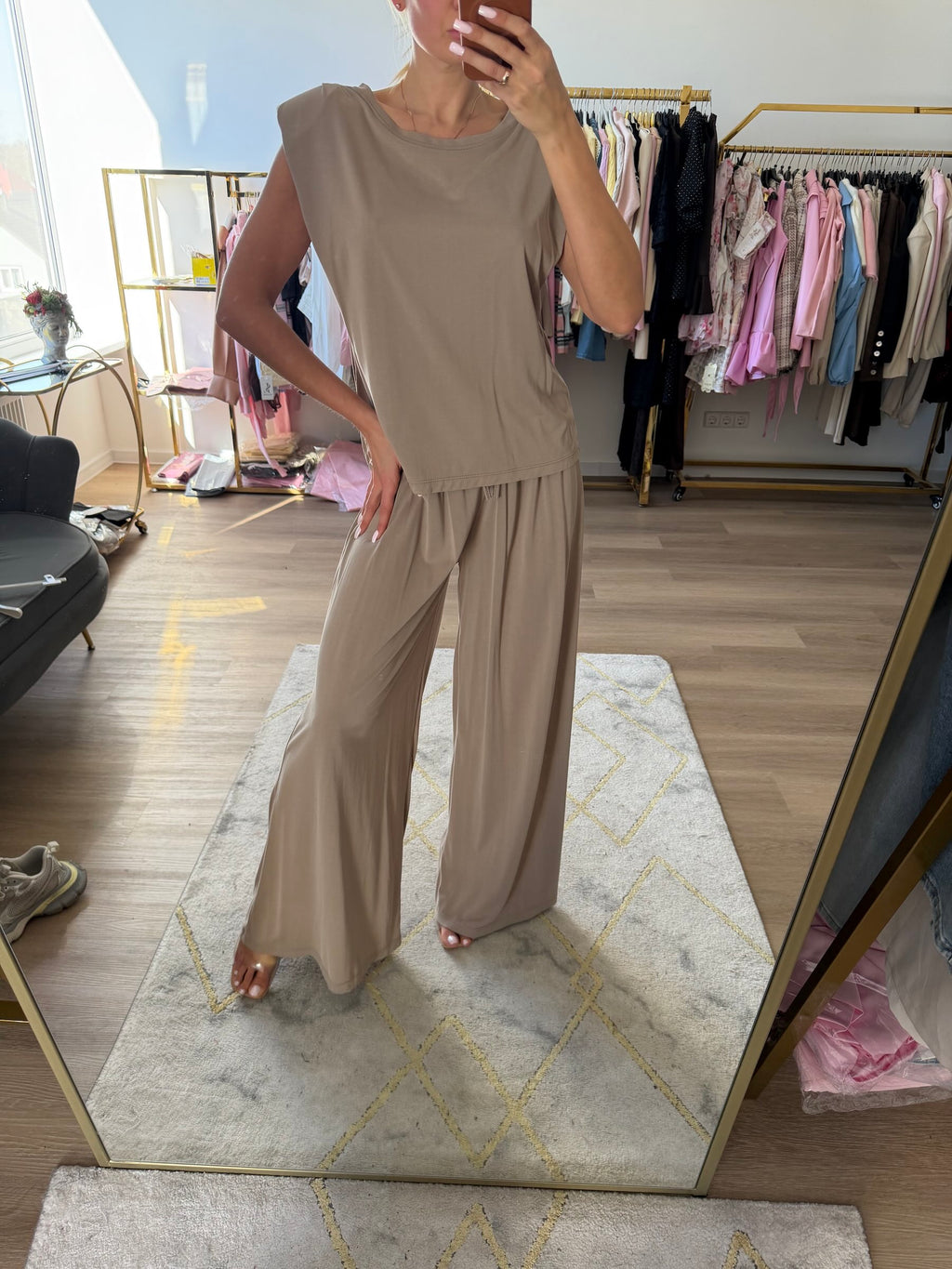 Luna komplektas